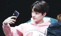 赖冠霖恋情爆料最新视频,甜蜜互动引网友热议